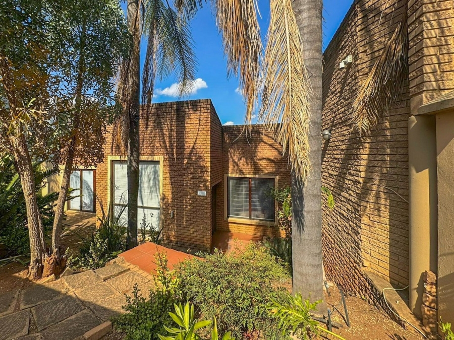 4 Bedroom Property for Sale in Schoemansville North West